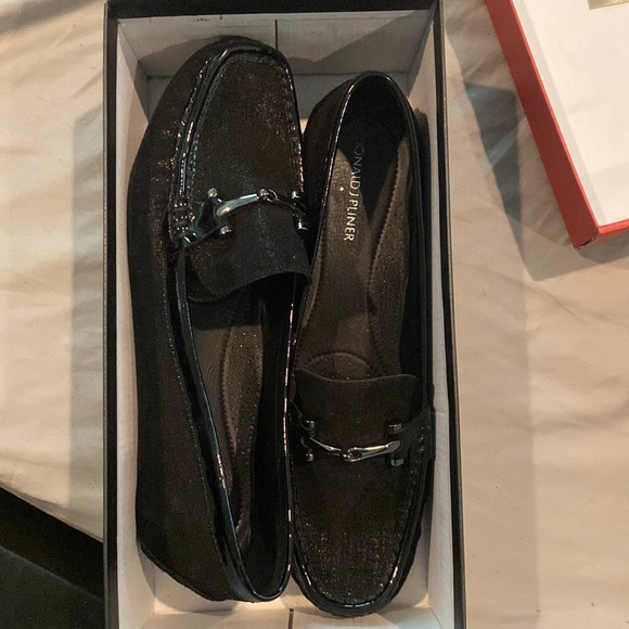 Donald J Pliner black loafers - Picture 16 of 16